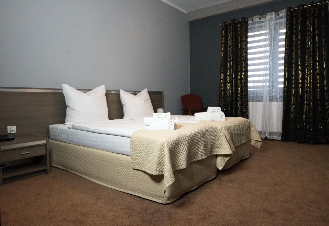 Magnolia Hotel&Restauracja يافور المظهر الخارجي الصورة