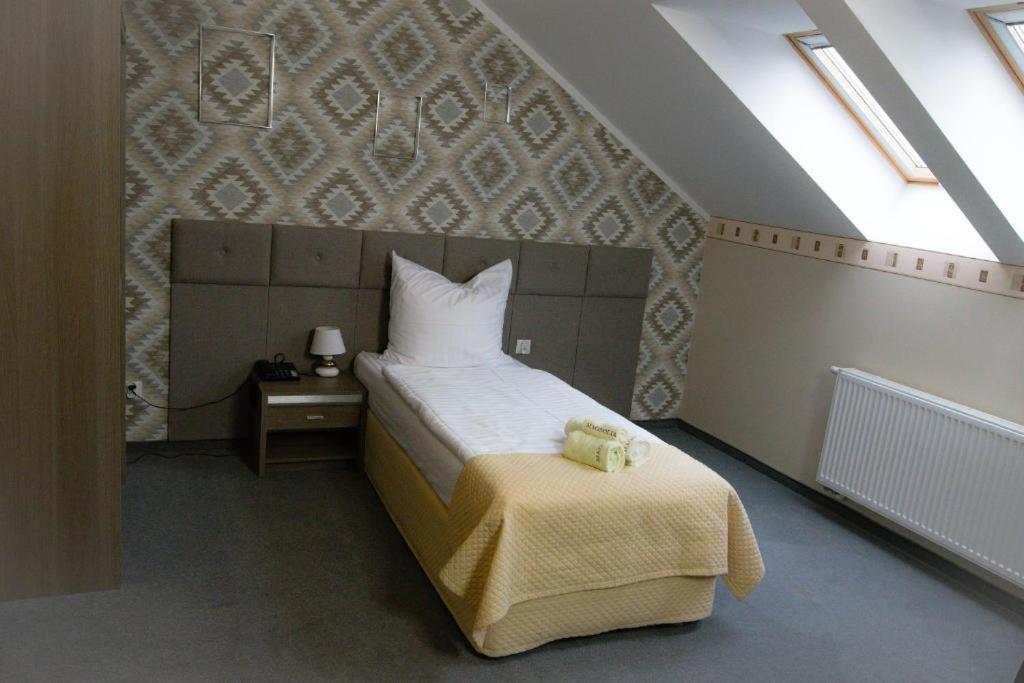 Magnolia Hotel&Restauracja يافور المظهر الخارجي الصورة