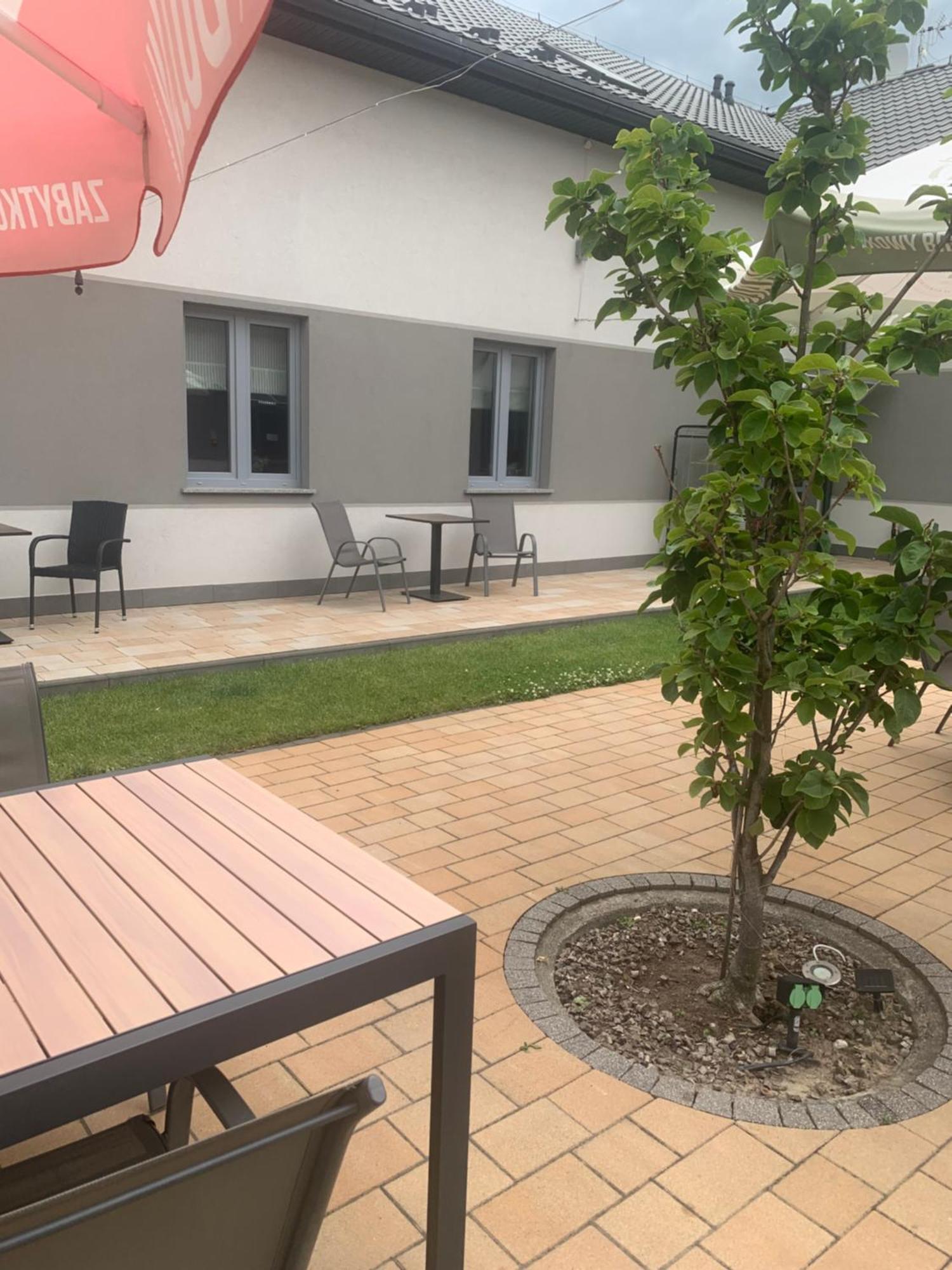 Magnolia Hotel&Restauracja يافور المظهر الخارجي الصورة